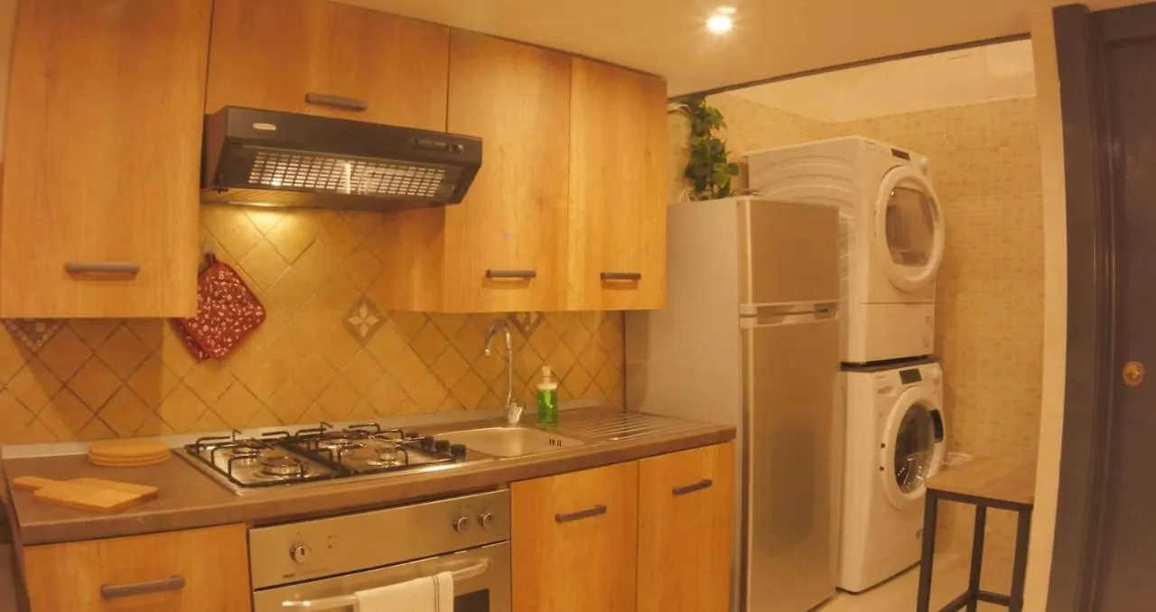 Casina A Pizzofalcone 93 Daire Napoli